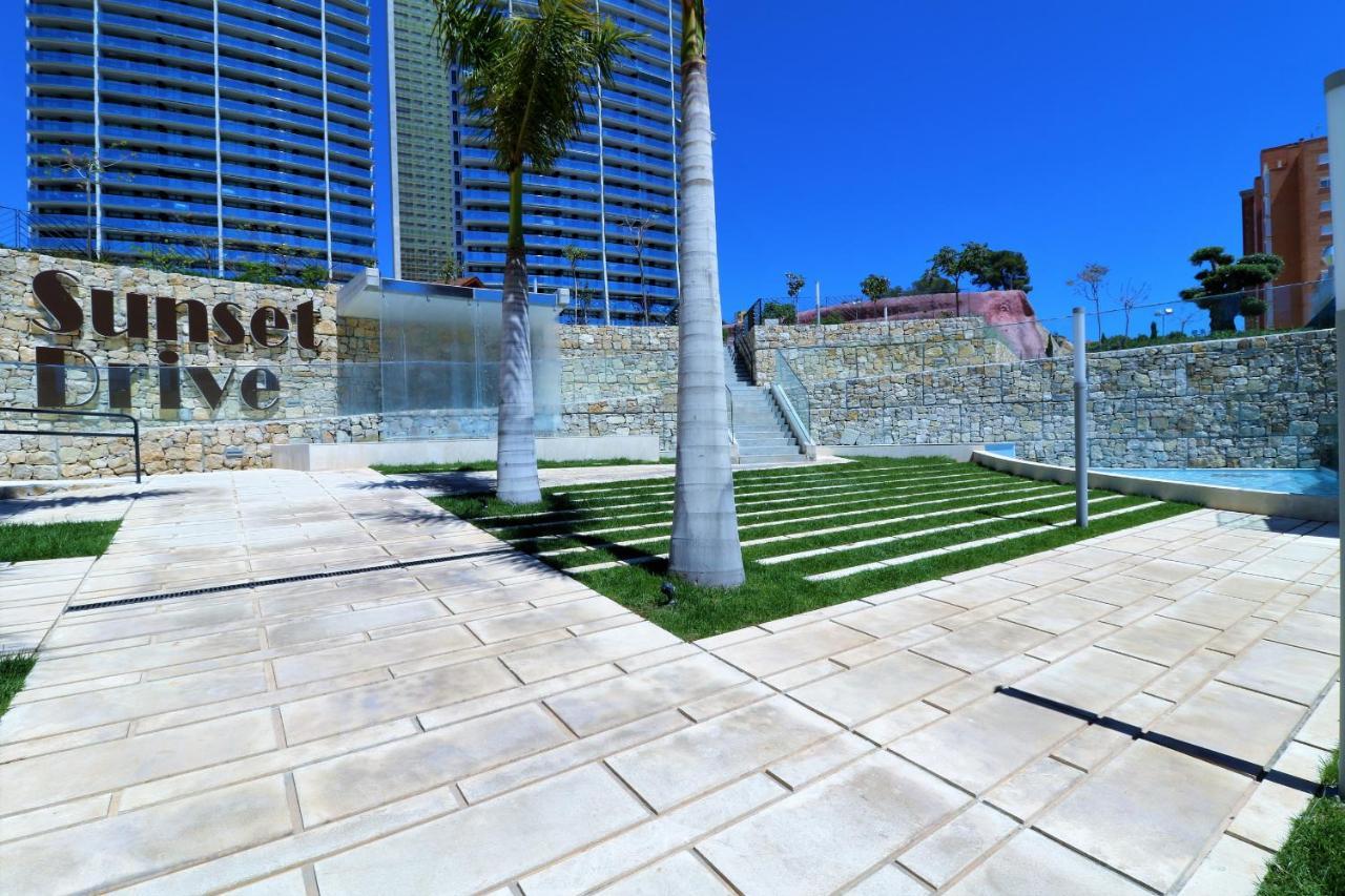 Sunset Drive 4-8 Poniente Beach Apartment Benidorm