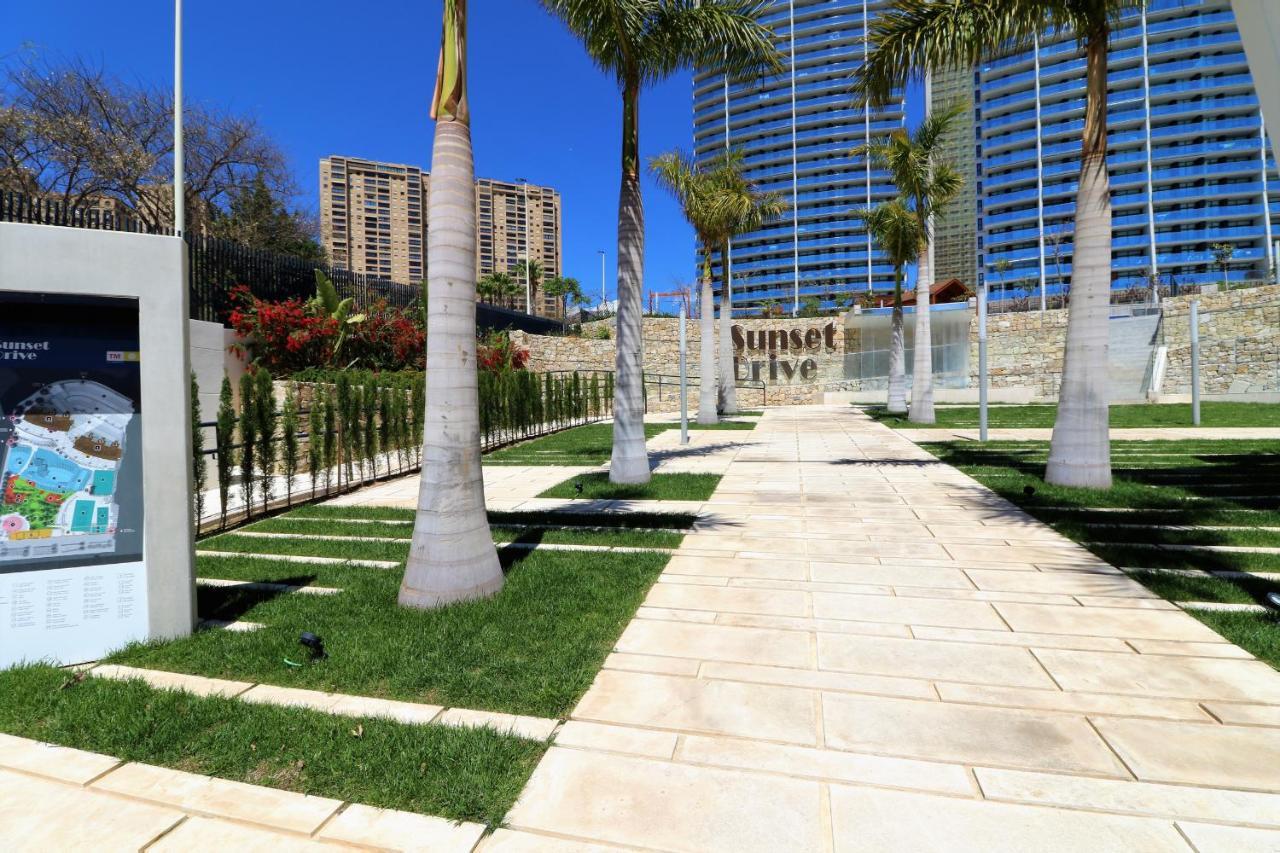 Apartment Sunset Drive 4-8 Poniente Beach
