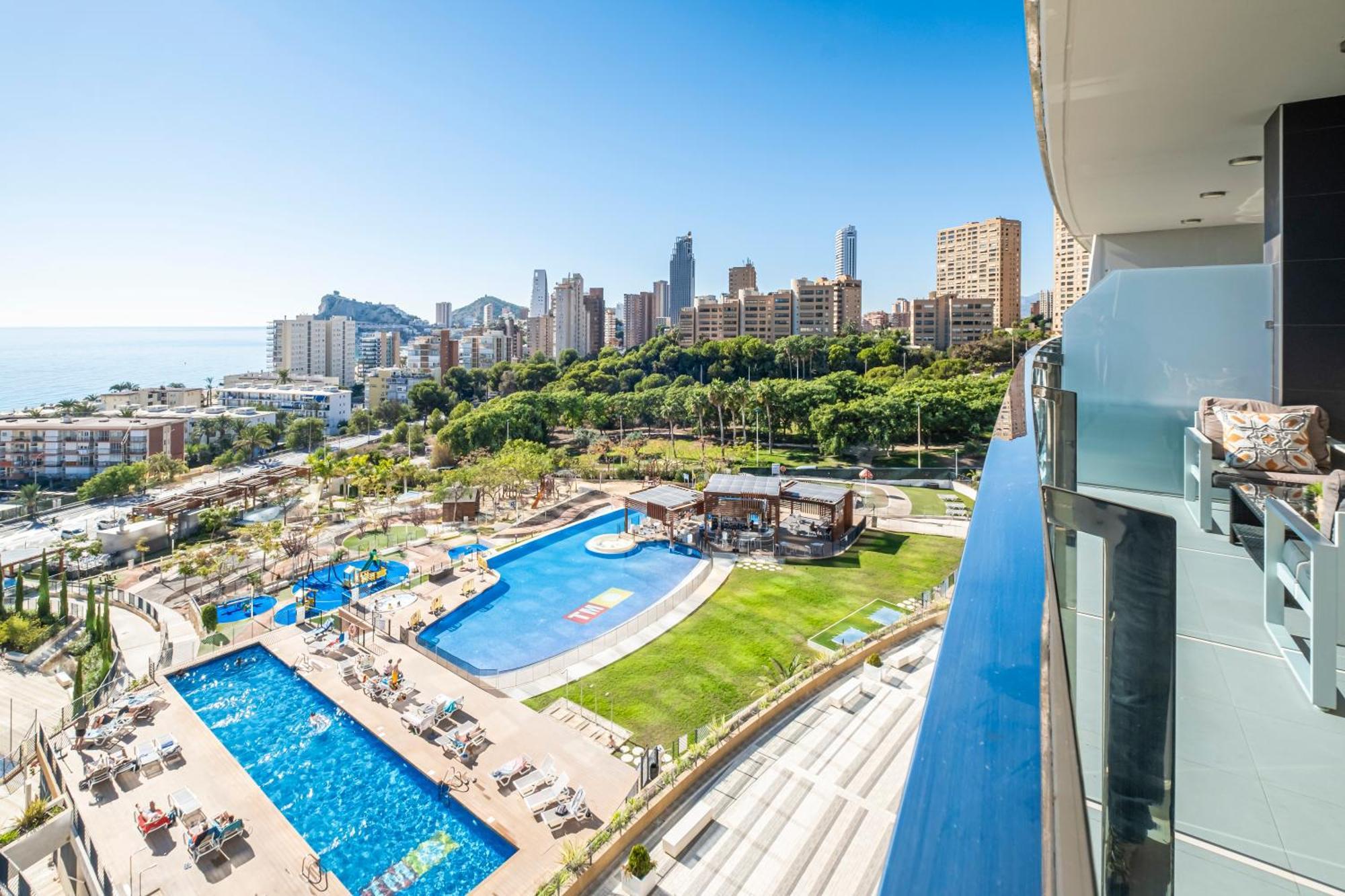 Apartment Sunset Drive 4-8 Poniente Beach *